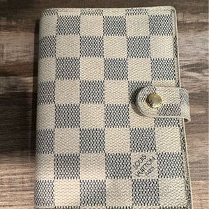 🌟 AUTHENTIC LOUIS VUITTON Damier Azure PM Agenda🌟